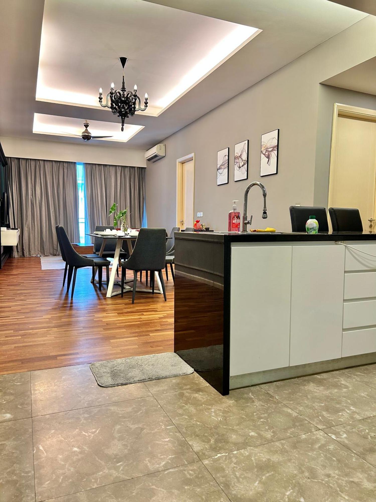 Luxury 3Br Penthouse I The Shore Hotel & Residence I Seaview I Poolview I 6-9Pax 豪华3房顶层公寓 Malacca Eksteriør bilde